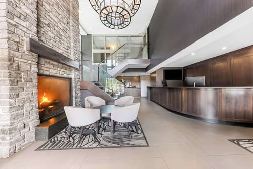 Best Western Plus Banff International Lodge, Lobby