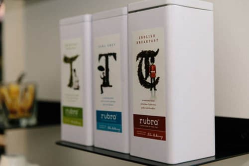 Hougoumont Hotel, Lobby lounge