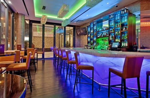 Hilton Garden Inn New York/Central Park South-Midtown West, Restaurant