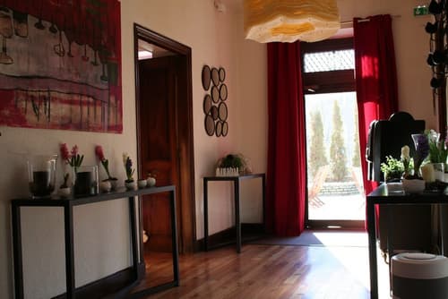 Hotel Azteca, Interior entrance