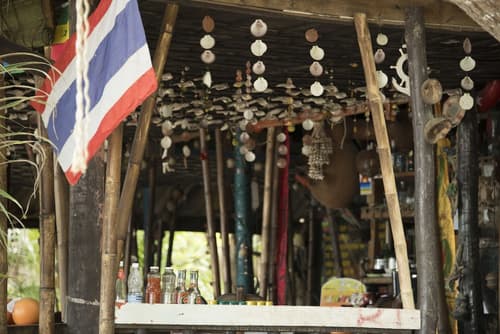 Mai Pen Rai Bungalows, Interior entrance