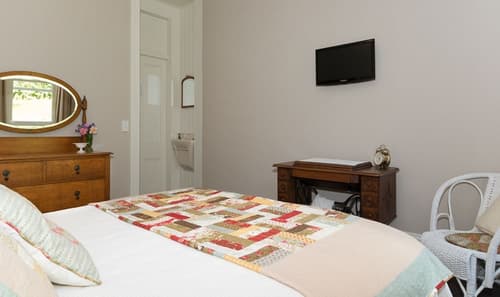 The Point Bed & Breakfast, Room