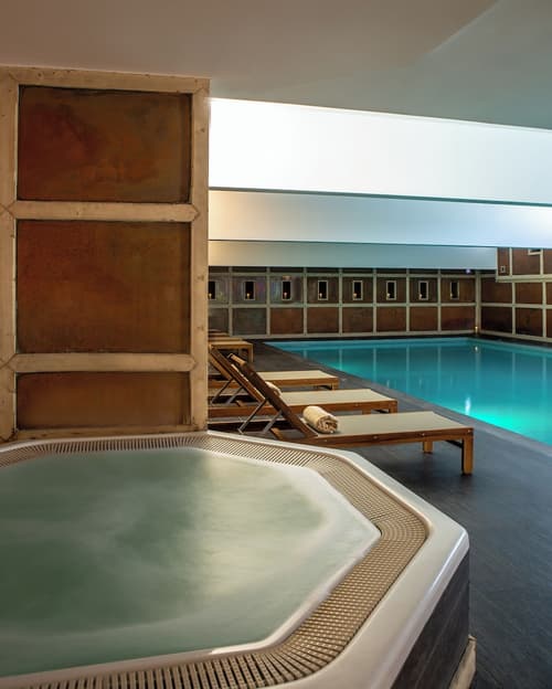 Alpes Hôtel du Pralong, Indoor spa tub