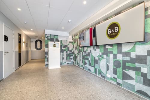 B&B HOTEL Antwerpen Centrum, Interior entrance