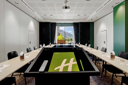 Holiday Inn Queenstown Remarkables Park by IHG, Meeting facility
