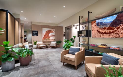 Gravity Haus Moab, Lobby