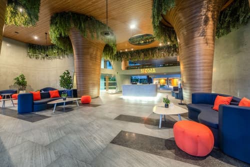 HOMA Phuket Town, Lobby sitting area