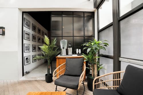 Upsun Hotel, Reception