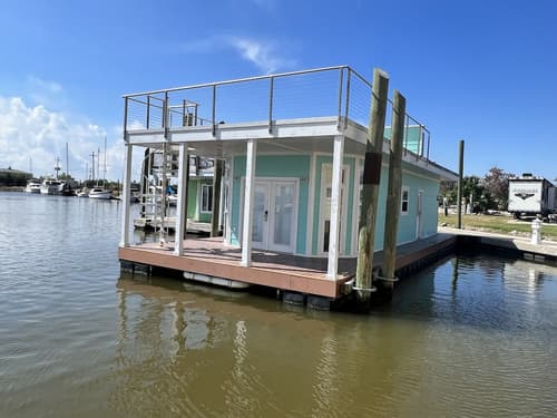 New Orleans RV Resort & Marina, Terrace/patio