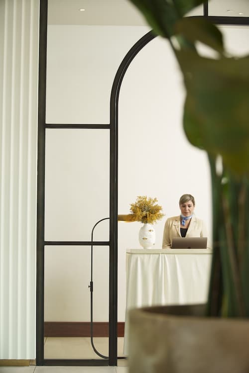 ette hotel, Reception