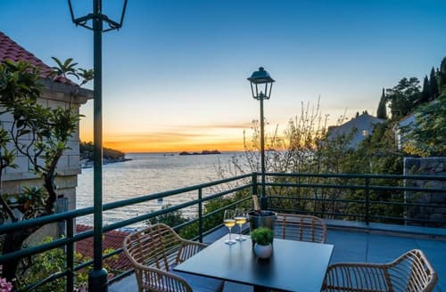 Art Hotel, Terrace/patio