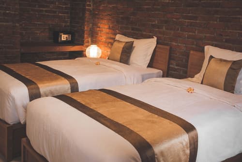 Govardan Home stay, Room