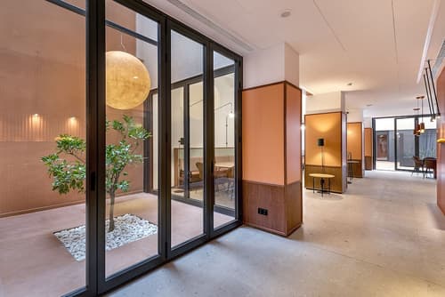 Hotel Orangine, Reception