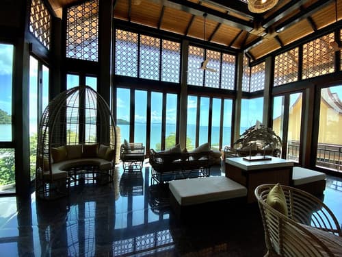 SINAE Phuket Luxury Hotel, Lobby sitting area