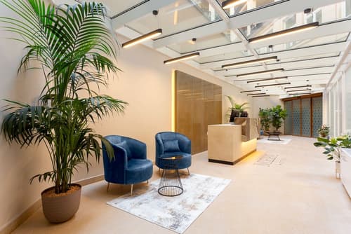 Mera Hotel, Reception