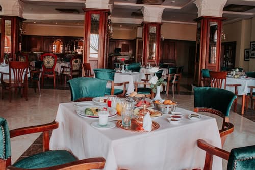 Borj Des Cascades, Restaurant