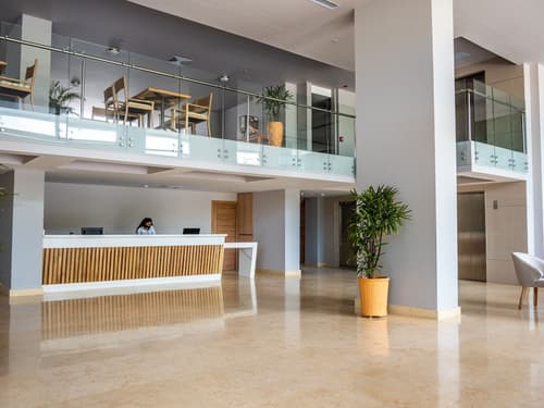 Wyndham Garden Cartagena, Reception