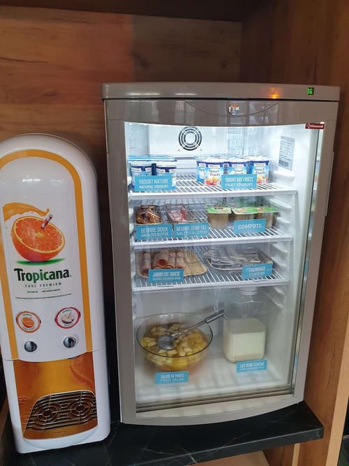 Kyriad Direct Caen Nord - Memorial, Breakfast area