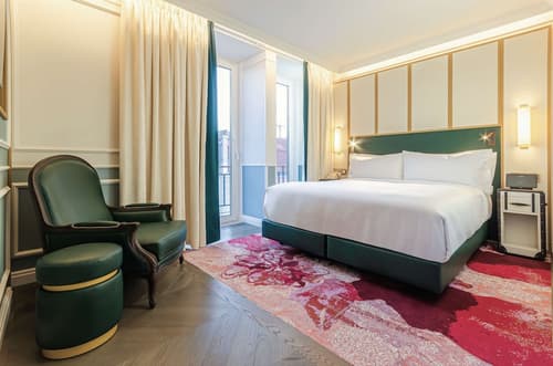 The Emerald House Lisbon, Curio Collection By Hilton, Room