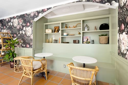 Fleur Noire Hotel - 21 and Over, Reception