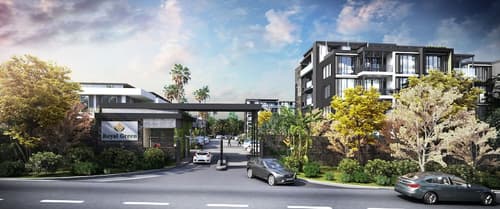 Royal Green, Front of property