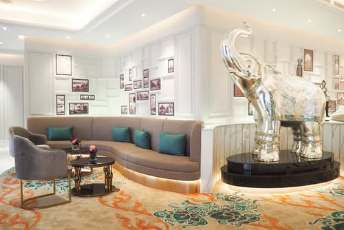 Aira Hotel Bangkok, Lobby sitting area