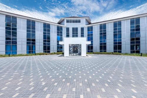 Giraffe Beach Hotel, Front of property