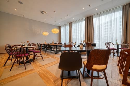 Vienna House Easy by Wyndham Freiburg, Breakfast area