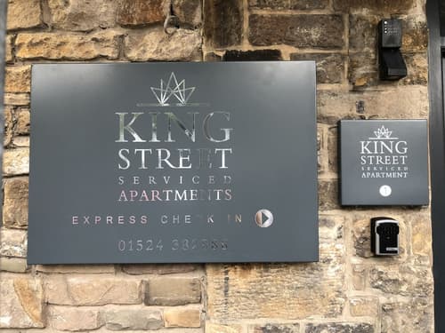 King Street Serviced Apartments, Front of property