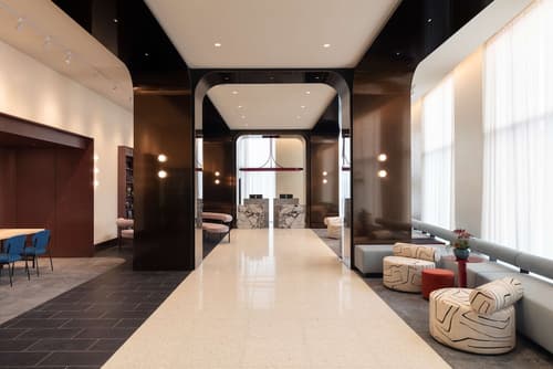 Hyatt Centric Montréal, Lobby