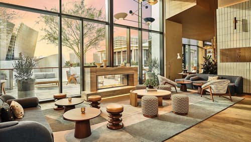 Conrad Los Angeles, Lobby