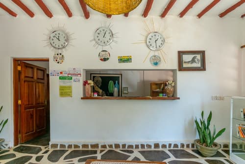 Pearls and Corals Resort, Reception