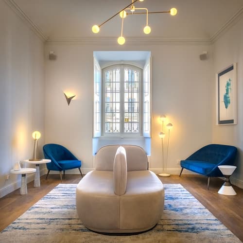 MouraSuites Hotel, Lobby sitting area