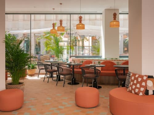 Ibis Styles Sevilla Santa Justa, Reception