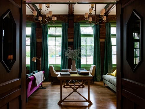 The Observatory Hotel Christchurch, Reception