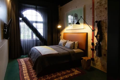 The Intrepid Hotel, Room