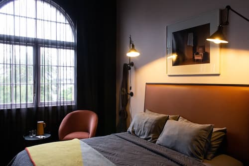 The Intrepid Hotel, Room