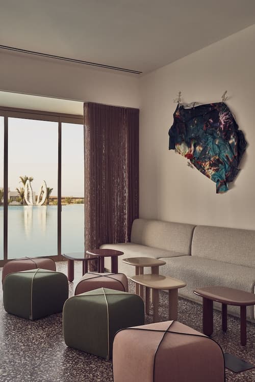 NOŪS Santorini, Lobby lounge