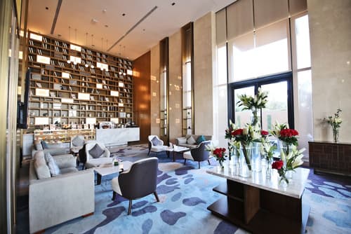 Braira Al Yarmouk, Lobby