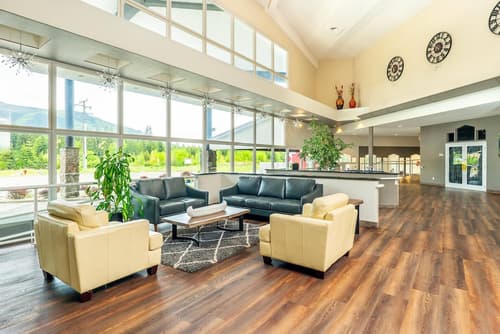 Quality Inn & Suites, Lobby