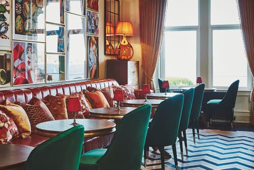 No17 The Promenade, Restaurant