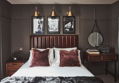 No17 The Promenade, Room