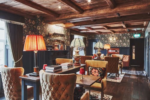 No17 The Promenade, Lobby lounge