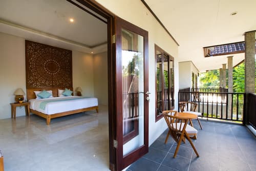 The Kirana Tembok, Room