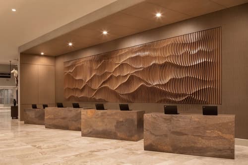 Hyatt Regency Salt Lake City, Lobby