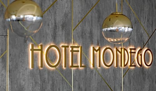 Hotel Mondego, Reception