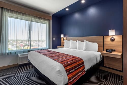 Best Western Plus Amarillo East Hotel, Room