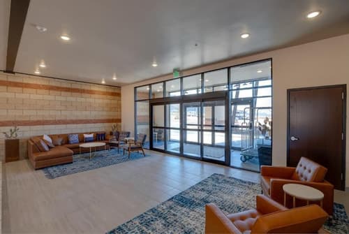 Scenic View Inn & Suites Moab, Interior entrance