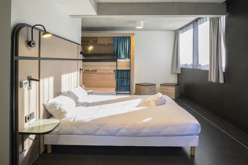 The People Paris Marais, Room