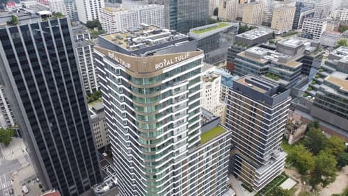 Royal Tulip Warsaw Centre, Exterior